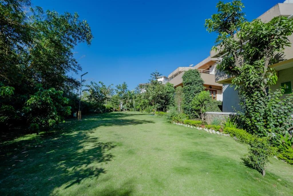 Par-X Mist View 9A Garden Villa 3Bhk Лонавла Екстер'єр фото